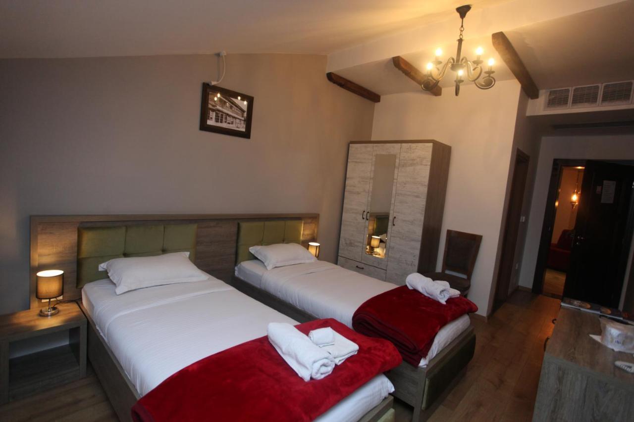 Hotel Happy Gjakova 外观 照片